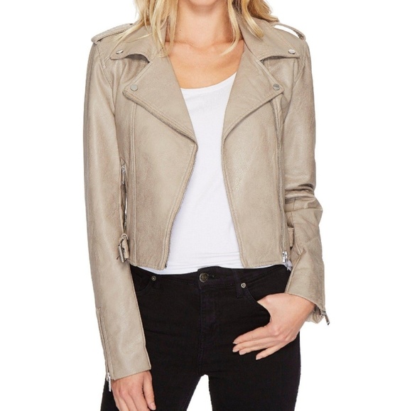 Romeo & Juliet Couture Jackets & Blazers - Romeo + Juliet Couture Faux Leather Moto Jacket